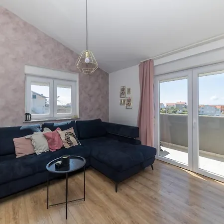 Charming Aparment,peaceful Area Apartman